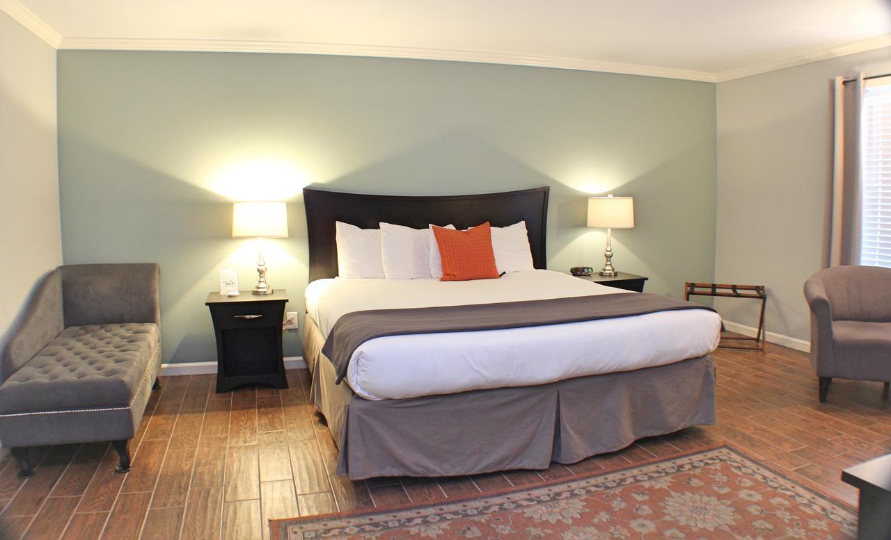 The Dahlonega Square Hotel & Villas Exterior foto